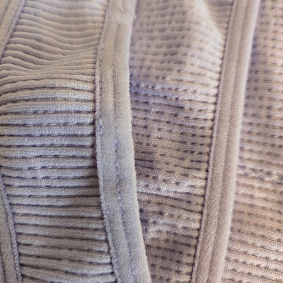 NVGTN Limitless Ribbed Seamless Halter Bra - Picture 7 of 9